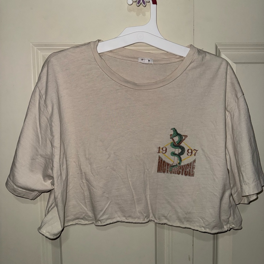GARAGE Beige Graphic Crop Top